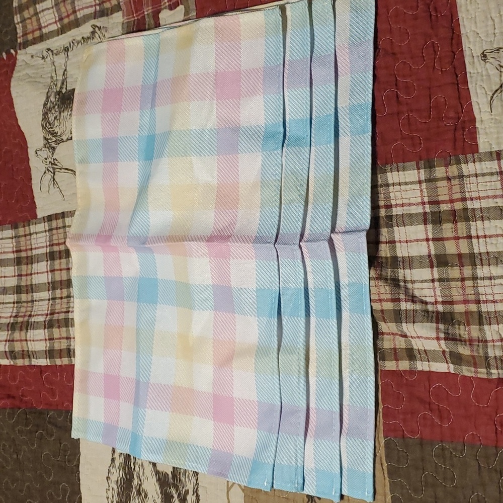 Spring place mats
